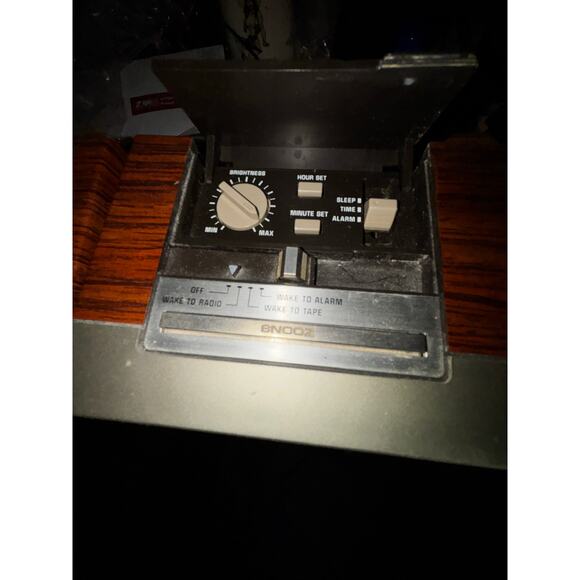 General Electric AM/FM Stereo Clock Radio Cassette Recorder – For Parts/Repair - Picture 8 of 15